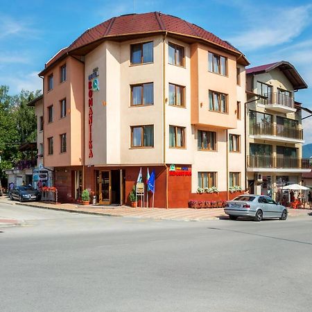 Family Hotel Romantika Velingrad Kültér fotó