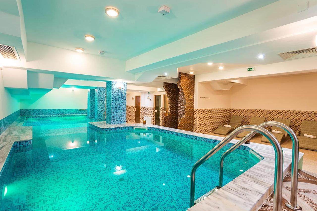 Family Hotel Romantika Velingrad Kültér fotó