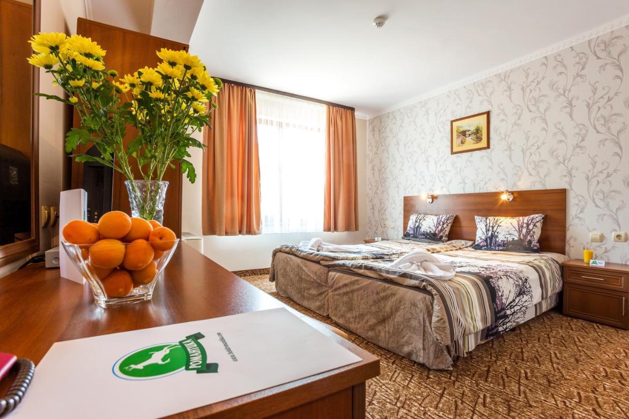 Family Hotel Romantika Velingrad Kültér fotó